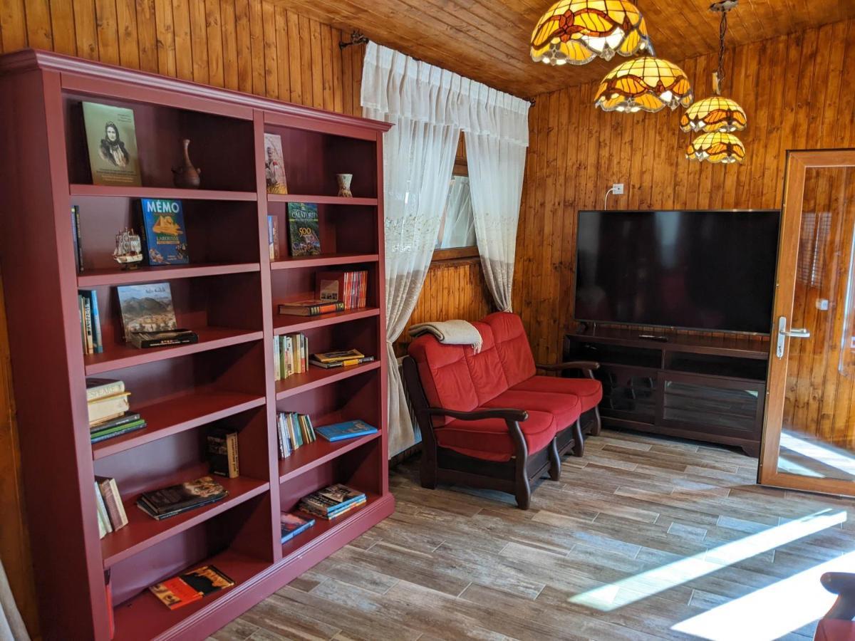 Dorul Pescarului Hotel Curtea de Argeş Exterior foto