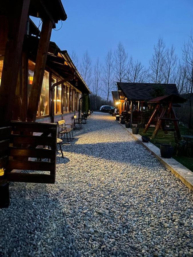 Dorul Pescarului Hotel Curtea de Argeş Exterior foto