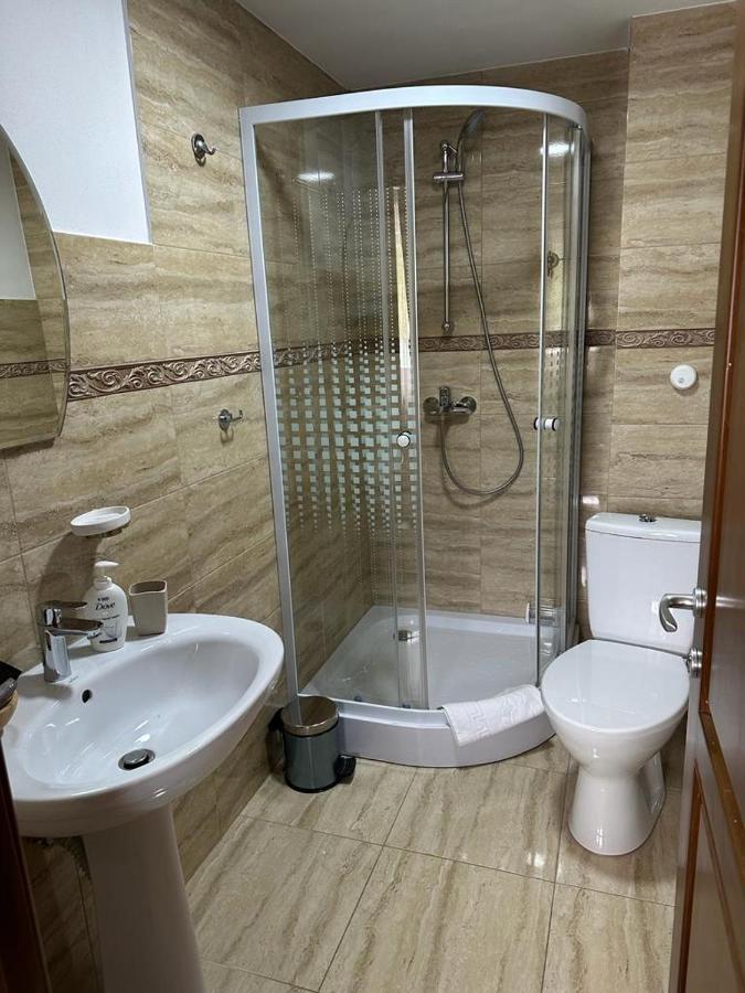 Dorul Pescarului Hotel Curtea de Argeş Exterior foto